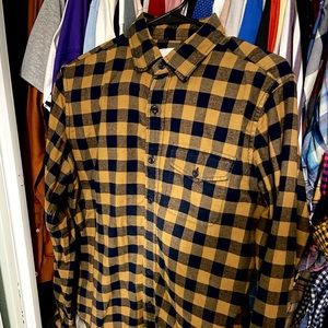 American Eagle Yellow and black Checkered Long Sleeve Shirt Size XS (EBAY SOLD)